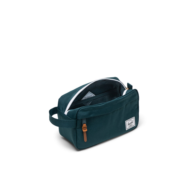 HERSCHEL CHAPTER II TRAVEL KIT