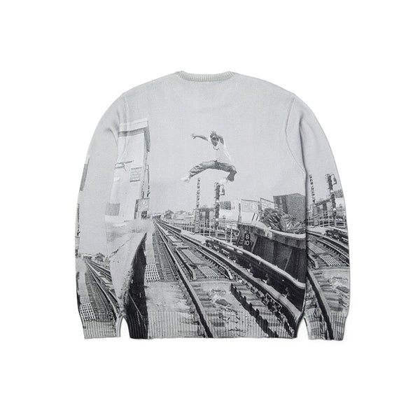 HUF TAKING THE LEAP SWEATER